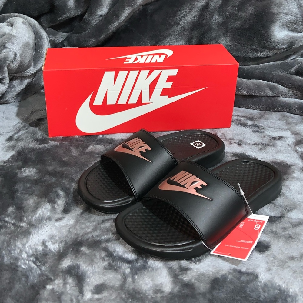 NWT Nike Benassi JDI Slides